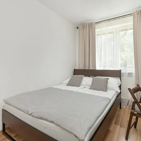 Cosy Near Center By Yoca * Gdansk