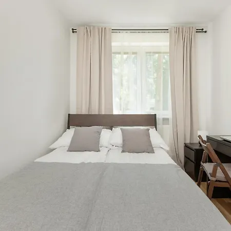 Cosy Near Center By Yoca * Gdańsk